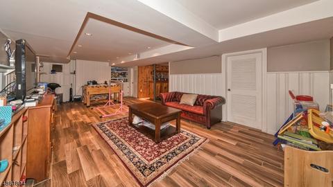 148 E Lake Dr, Wayne, NJ 07470 photo 22