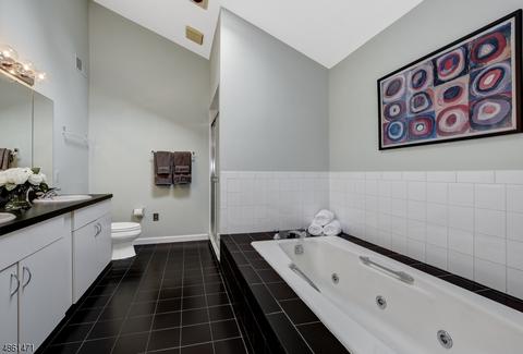 20 Fair Ridge Ct, Wayne, NJ 07470 photo 13