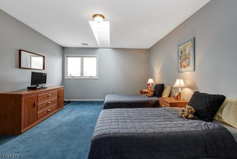 20 Fair Ridge Ct, Wayne, NJ 07470 photo 16
