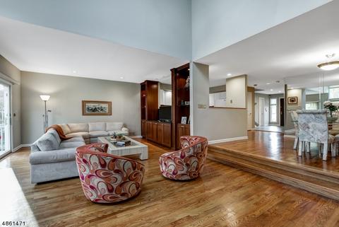 20 Fair Ridge Ct, Wayne, NJ 07470 photo 9