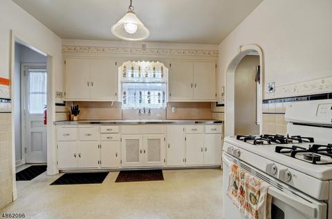 406 Spring St, Union, NJ 07083 photo 6