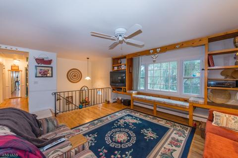 7 Heather Ct, Hackettstown, NJ 07840 photo 3