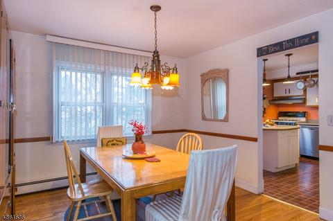 7 Heather Ct, Hackettstown, NJ 07840 photo 5