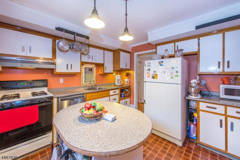 7 Heather Ct, Hackettstown, NJ 07840 photo 8