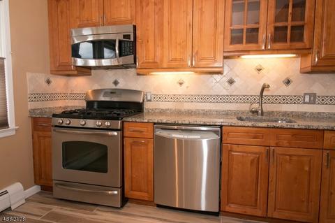 58 E Prospect St, Waldwick, NJ 07463 photo 8