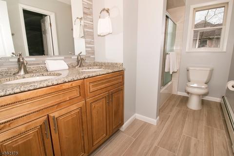 58 E Prospect St, Waldwick, NJ 07463 photo 17