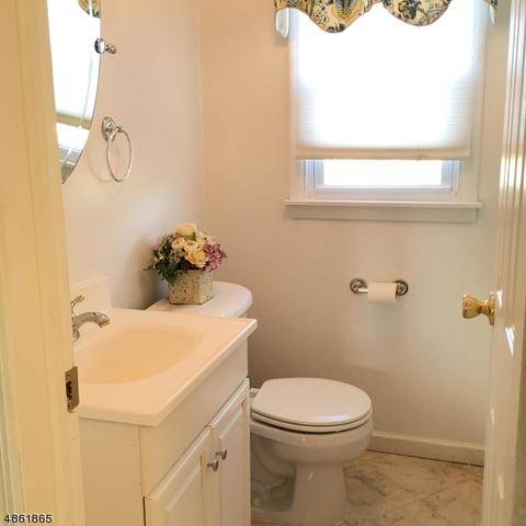 22 Gathering Rd, Pine Brook, NJ 07058 photo 20