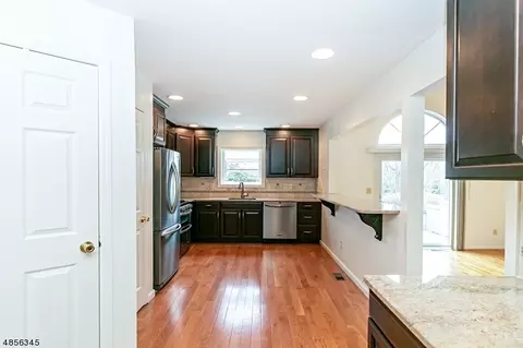 3406 Park Pl, Springfield, NJ 07081 photo 5