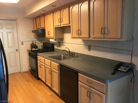 96 Independence Ave, Wayne, NJ 07470 photo 8