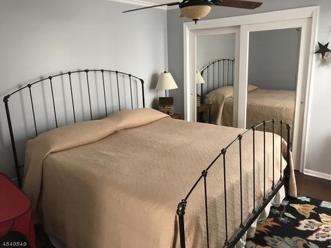 29 Ray Ct, Bedminster, NJ 07921 photo 4