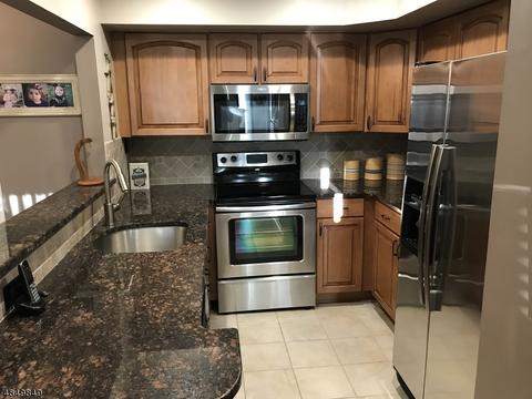 29 Ray Ct, Bedminster, NJ 07921 photo 1