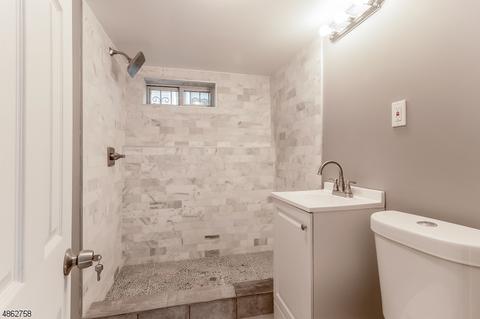 240 Williamson Ave, Hillside, NJ 07205 photo 22