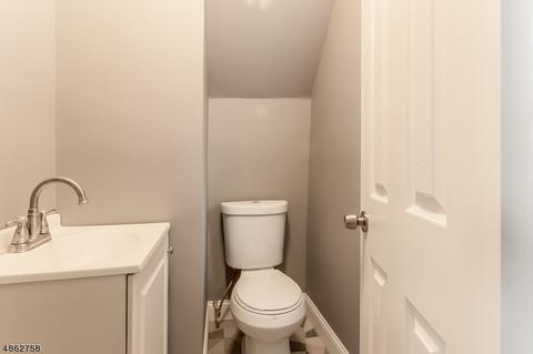 240 Williamson Ave, Hillside, NJ 07205 photo 12