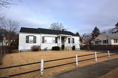 13 Watson Dr, Dover, NJ 07801 photo 2