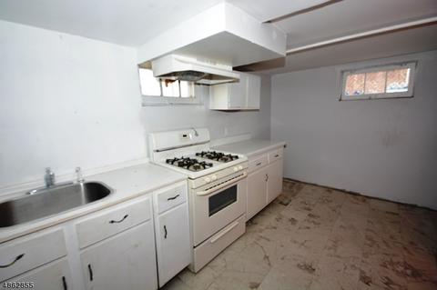 13 Watson Dr, Dover, NJ 07801 photo 11
