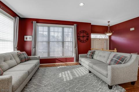 72 Arrowgate Dr, Randolph, NJ 07869 photo 3
