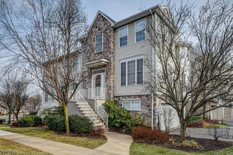 72 Arrowgate Dr, Randolph, NJ 07869 photo 1