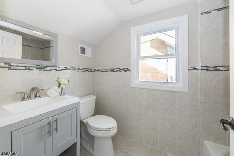 245 E 7th Ave, Roselle, NJ 07203 photo 18