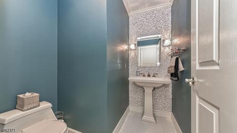 1 Dudley Ct, Wayne, NJ 07470 photo 12