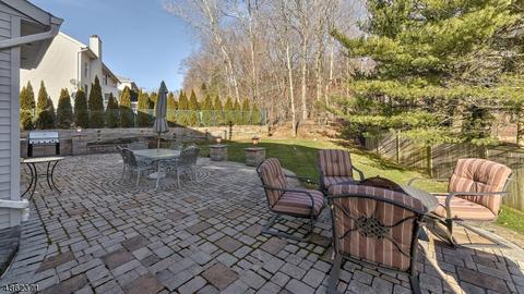 1 Dudley Ct, Wayne, NJ 07470 photo 3