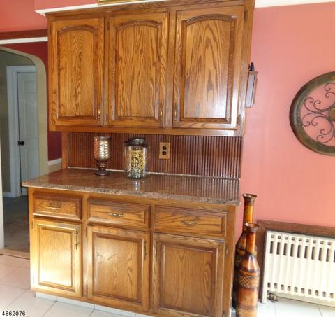 1702 Ratzer Rd, Wayne, NJ 07470 photo 4