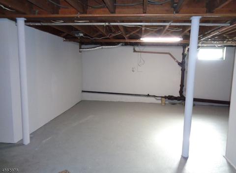 1702 Ratzer Rd, Wayne, NJ 07470 photo 18