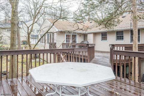 9 Brookwood Dr, Wayne, NJ 07470 photo 20