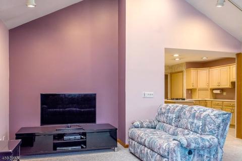 9 Brookwood Dr, Wayne, NJ 07470 photo 14