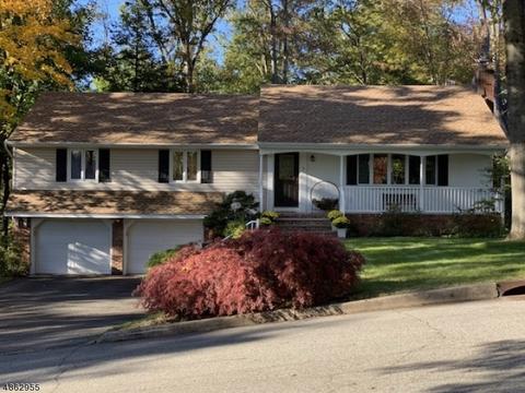 9 Brookwood Dr, Wayne, NJ 07470 photo 1