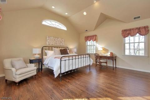 33 Greenbriar Dr, Summit, NJ 07901 photo 9