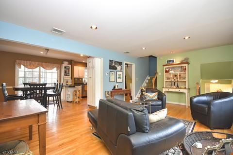 18 Leslie Dr, Wayne, NJ 07470 photo 10