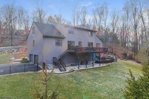 18 Conifer Dr, Mendham, NJ 07945 photo 25