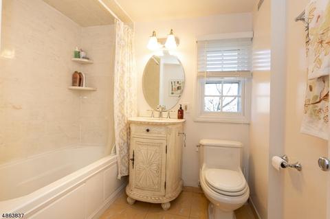 727 Shadow Ln, Oradell, NJ 07649 photo 16
