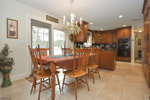 22 Augusta Dr, Wayne, NJ 07470 photo 7