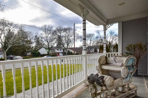 22 Augusta Dr, Wayne, NJ 07470 photo 2