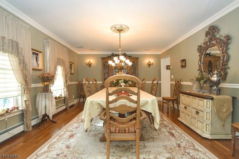 22 Augusta Dr, Wayne, NJ 07470 photo 5
