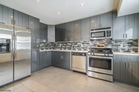 4 E Azalea Dr, Wallington, NJ 07057 photo 15