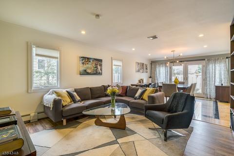 4 E Azalea Dr, Wallington, NJ 07057 photo 3