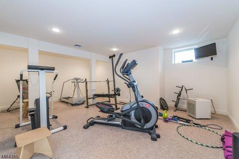 33 Combs Ave, Mendham, NJ 07945 photo 20