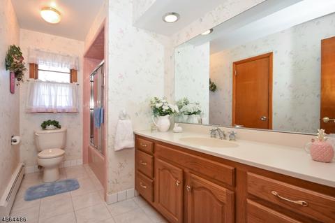 71 Rande Dr, Wayne, NJ 07470 photo 12