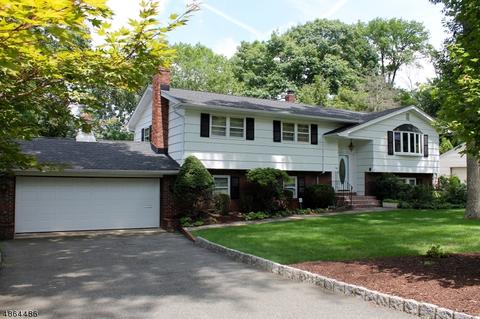 71 Rande Dr, Wayne, NJ 07470 photo 2