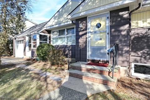 167 Garden Ave, Paramus, NJ 07652 photo 2