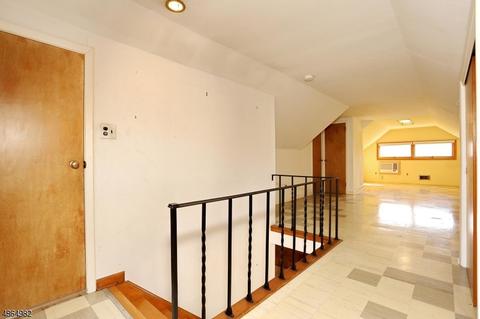 167 Garden Ave, Paramus, NJ 07652 photo 11