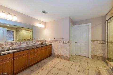 132 Balsam Rd, Wayne, NJ 07470 photo 14