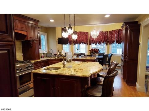 15 Chapel Pl, Wayne, NJ 07470 photo 6
