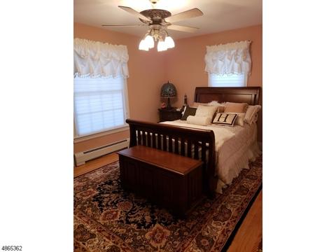 15 Chapel Pl, Wayne, NJ 07470 photo 12