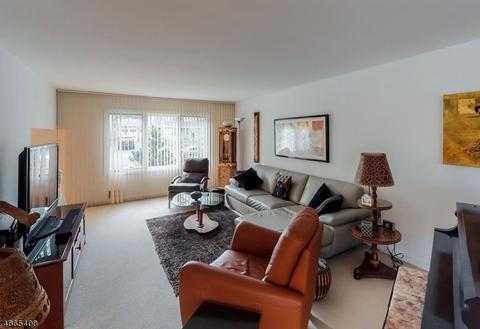 16 Sierra Ter, Wayne, NJ 07470 photo 8