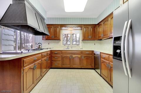 62 Skylark Rd, Springfield, NJ 07081 photo 8