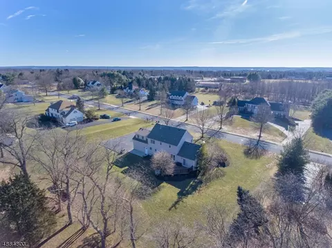8 Ewing Dr, Flemington, NJ 08822 photo 24