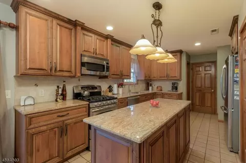 8 Ewing Dr, Flemington, NJ 08822 photo 8